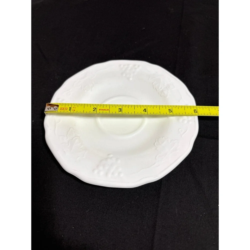 Vintage Indiana‎ Milk Glass Colony Harvest Grape Saucer 6 inch Vintage 1970's